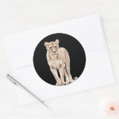 Sticker Rond Majestic Lioness (Enveloppe)