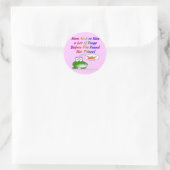 Sticker Rond Maman a dû baiser beaucoup de grenouilles pour tro (Sac)