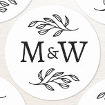 Sticker Rond Mariage Couple Monogramme Élégant Botanique<br><div class="desc">Ajoutez une touche de classe à votre mariage avec ce couple personnalisé unique monogramme original feuille botanique. Police serif moderne,  minimaliste et simple pour un look sophistiqué. Idéal pour votre papeterie d'invitation et ballotin. Art original de Nic Squirrell.</div>