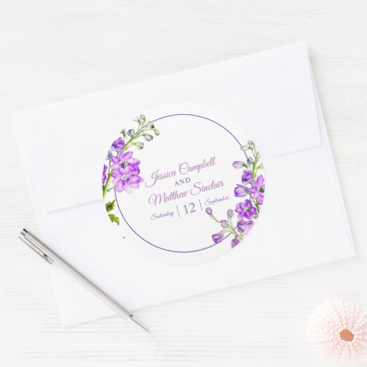 Sticker Rond Mariage d'art de l'aquarelle violette de Delphiniu (Enveloppe)