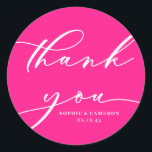 Sticker Rond Mariage de calligraphie rose chaud Merci<br><div class="desc">Envoyer des remerciements avec ce script personnalisable merci autocollants. Il dispose de calligraphie moderne et typographie classique avec un arrière - plan rose chaud. Personnalisez ce script merci sticker en ajoutant vos propres détails. Ce carte de remerciements rose et blanc chaud sera parfait pour les faveurs de mariage et comme...</div>