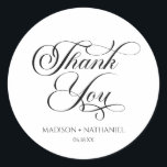 Sticker Rond Mariage de script élégant minimaliste classique<br><div class="desc">C'est un Sticker classique minimaliste élégant Script de mariage Favor Party!</div>