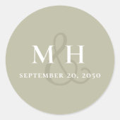Sticker Rond Mariage Monogramme vert Sage personnalisé (Devant)