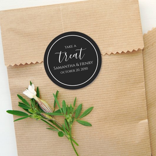 Sticker Rond Mariage Simple Calligraphie Script Treat Black