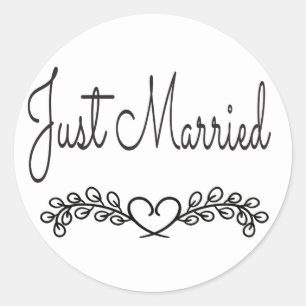 Sticker Rond Mariés à peine vêtus de noir et blanc Laurel Coeu