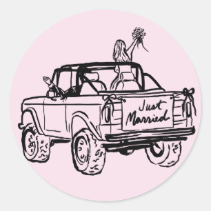 Sticker Rond mariés dans un SUV de jeunes mariés