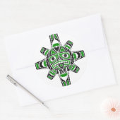 Sticker Rond Masque solaire Haida vert et noir en blanc (Enveloppe)