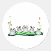 Sticker Rond Mélange souris de dessin sur l'herbe avec fleurs (Devant)