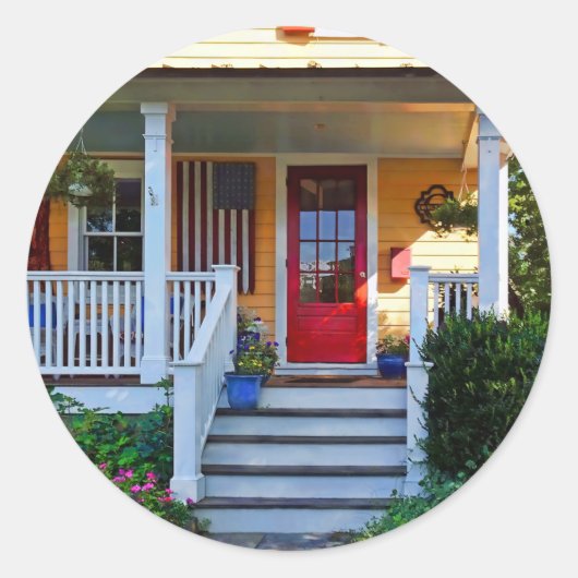 Sticker Rond Mendham NJ - Porch With Wooden American Flag (Devant)