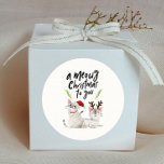 Sticker Rond Meowy Christmas de mignons Amoureux de les chats<br><div class="desc">Joli cachet d'enveloppe de Noël ou autocollant d'emballage cadeau illustrant l'illustration de deux chats siamois portant un chapeau santa et des bois. Le texte de typographie ci-dessus dit "un doux noël pour vous" avec le feuillage d'hiver qui l'entoure.</div>