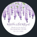 Sticker Rond Merci à eau | BAT MITZVAH<br><div class="desc">Ce design présente d'élégantes fleurs de glycine aquarelle en lavande douce et violet avec des feuilles verts sur un arrière - plan blanc avec votre message de remerciement Bat mitzvah et la date ci-dessous. Personnalisez en modifiant le texte dans les zones de texte. Conçu pour vous par Evco Studio www.zazzle.com/store/evcostudio...</div>