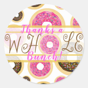 Sticker Rond Merci beaucoup Gâteau de fête aux donuts roses et
