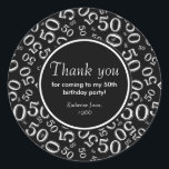 Sticker Rond Merci : Black and White 50th Birthday Party<br><div class="desc">Pour vous aider à dire, "Merci d'être venu à mon 50e anniversaire", il y a des modèles de texte pour vous de personnaliser facilement le texte au centre. Ce design est un arrière - plan abstrait noir et blanc du nombre cinquante (50) répété dans des tailles et angles variés dans...</div>