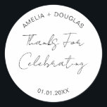 Sticker Rond Merci De Célébrer Le Mariage Welcome Snack Bag<br><div class="desc">Merci De Célébrer Mariage Bienvenue Snack Sticker Classic Round Sticker</div>