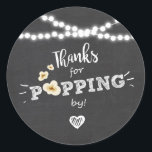 Sticker Rond Merci pour le popcorn de la balise de faveur Stick<br><div class="desc">♥ Votre propre Sticker,  Cupcake Topper,  Favor Tag ou Enveloppe Seal! Merci pour le popping par étiquettes Merci avec le thème pop-corn.</div>