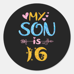 Sticker Rond Mère père maman papa joyeux anniversaire fils a 16