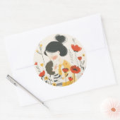 Sticker Rond Mère serrant son fils (Enveloppe)