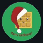 Sticker Rond Merry Wafflemas Christmas Wafflemas<br><div class="desc">Merry Wafflemas ! Jolie gaufre de Noël portant un chapeau de Père Noël</div>
