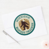 Sticker Rond Michigan Bigfoot Tracker (Enveloppe)