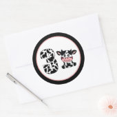 Sticker Rond mignonne unisex age trois vache d'anniversaire (Enveloppe)