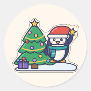 Sticker Rond Mini Pingouin Tailleur d'Arbre Décorant un Arbre