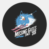 Sticker Rond Missing Gates Since 98 Alpine Skiing  (Devant)