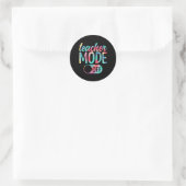 Sticker Rond Mode Enseignant Désactivé Coloriage Joyeux Dernier (Sac)