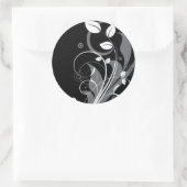 Sticker Rond Modèle floral gris sur noir (Sac)