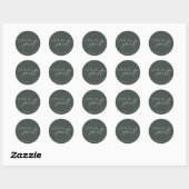 Sticker Rond Modern Dark Sage Green Love is Sweet Wedding Favor (Feuille)