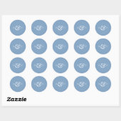 Sticker Rond Modern Monogram Dusty Blue Wedding Favor (Feuille)
