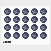 Sticker Rond Modern Script Marine Blue Wedding Enregistrer la d (Feuille)