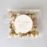 Sticker Rond Moderne Chic Or Vintage Notre Amour Est Poppin<br><div class="desc">Cet or vintage moderne et chic notre amour est poppin classique collant rond est parfait pour une simple réception de mariage. Le design boho neutre présente une typographie bohème rustique unique et élégante, dans une couleur minimale or et crème d'ivoire. Personnalisez les étiquettes autocollants avec vos noms, et la date....</div>