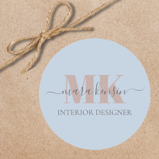 Sticker Rond Modert Mocha Mousse Monogram Dusty Blue