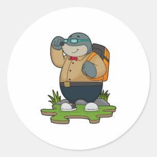Sticker Rond Mole comme randonneur avec sac à dos