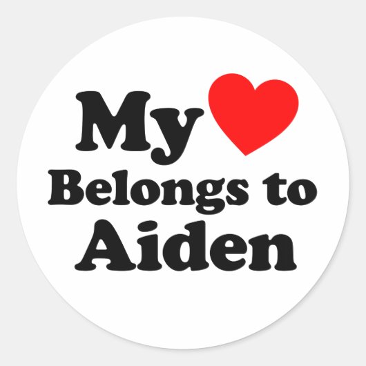 Sticker Rond Mon coeur appartient à Aiden (Devant)