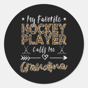 Sticker Rond Mon joueur de hockey préféré m'appelle grand-mère