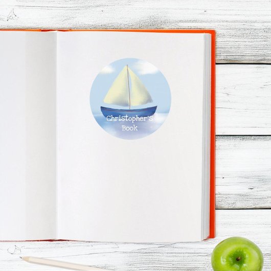 Sticker Rond Monogram Kids Sail Boat Ce livre appartient à