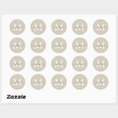 Sticker Rond Monogramme de nom de script personnalisé beige cha (Feuille)
