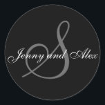 Sticker Rond Monogramme gris noir S Mariée Noms Mariage<br><div class="desc">Élégant autocollant de mariage avec monogramme initial du nom de famille et des noms de mariée et de mariée que vous pouvez customiser avec vos informations personnelles et le modèle de couleur mariage. Un grand autocollant pour les autocollants de faveur de mariage, étiquettes de boîte à gâteau, mariage de sceaux...</div>