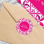 Sticker Rond Monographie de mariage de talavera rose espagnol i<br><div class="desc">Hot Pink magenta Espagnol Mexicaine Talavera tuiles élégant mariage monogramme imprimé autocollants modèle,  couleurs vives audacieuses moderne Mexicaine Espagnol Hacienda style mariage coloré autocollants pour enveloppes ou faveurs avec les noms de mariée et mariée</div>