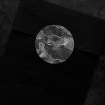 Sticker Rond Moody Agate | Onyx Black Silver Vampy Goth Parties<br><div class="desc">90s grunge inspiré sombre, sophistiqué aquarelle marbré pierre d'agate dans un ton de bijou moody profond avec faux feuille métallique et veines de parties scintillant dans un riche, dramatique avec tourbillons fluides abstraits et veines de parties scintillant. De la collection "Till Death Do Us Part", ce magnifique dégradé peint à...</div>