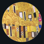 Sticker Rond Motif baiser de Gustav Klimt, Art Nouveau<br><div class="desc">The Kiss (détail motif) de Gustav Klimt est une peinture de Symbolisme de l'époque victorienne d'art vintage. Ce détail est tiré d'une peinture d'amour et de romantisme mettant en scène un couple romantique aux différentes nuances d'or, de symboles et de motifs, partageant un baiser contre un arrière - plan en...</div>