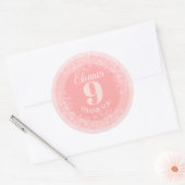 Sticker Rond Motif Fleur sauvage blanc sur rose (Enveloppe)