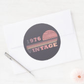 Sticker Rond né en 1976 cadeau d'anniversaire vintage (Enveloppe)