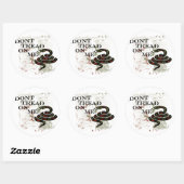 Sticker Rond Ne pas taper sur moi (Feuille)