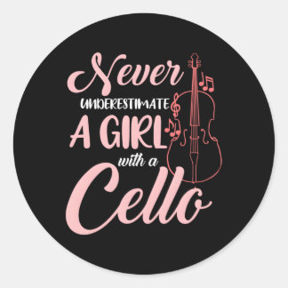 Sticker Rond Ne Sous-Estimez Jamais Un Avec Un Cello