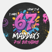 Sticker Rond Neon Graffiti Six Seven Kids 7th Birthday Party (Devant)