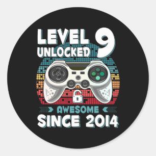 Sticker Rond Neuf Anniversaire 9 ans Son Garçon Amusant Joueur