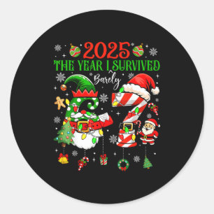 Sticker Rond Noël 2025 L'année où j'ai à peine survécu Six Seve