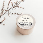 Sticker Rond Noir de cendre | Monogramme Mariage de croquis de<br><div class="desc">Des autocollants rustiques chic pour votre extérieur,  des bois ou des mariages aventureux présentent une illustration dessinée à la main de pics de montagne,  de pins et d'une rivière qui coule,  avec vos initiales ou votre date de monogramme et de mariage en lettres moulées.</div>